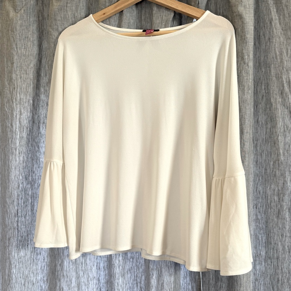 Lovely Vince Camuto White Blouse with Billowy Sleeves, Size S